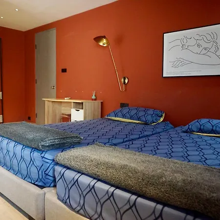 Hash Apartment Silom Soi 3 - Hip And Funky With Rooftop View Bangkok Exterior photo