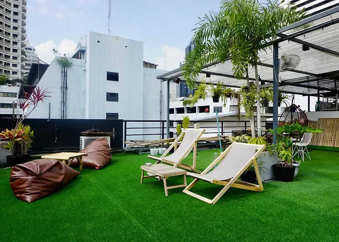 Hash Apartment Silom Soi 3 - Hip And Funky With Rooftop View